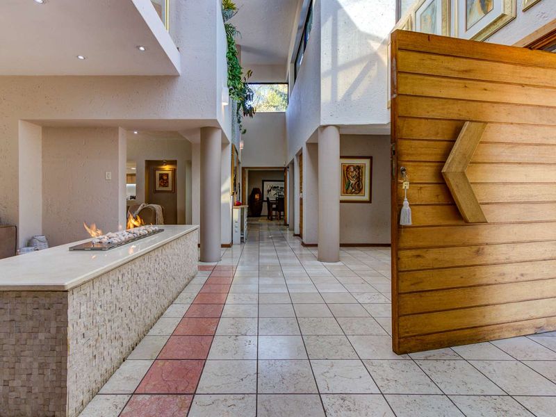 A rare Gem - A masterpiece of Luxury living - Photo 4