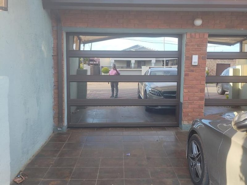 3 Bedroom in Mamelodi - Photo 3