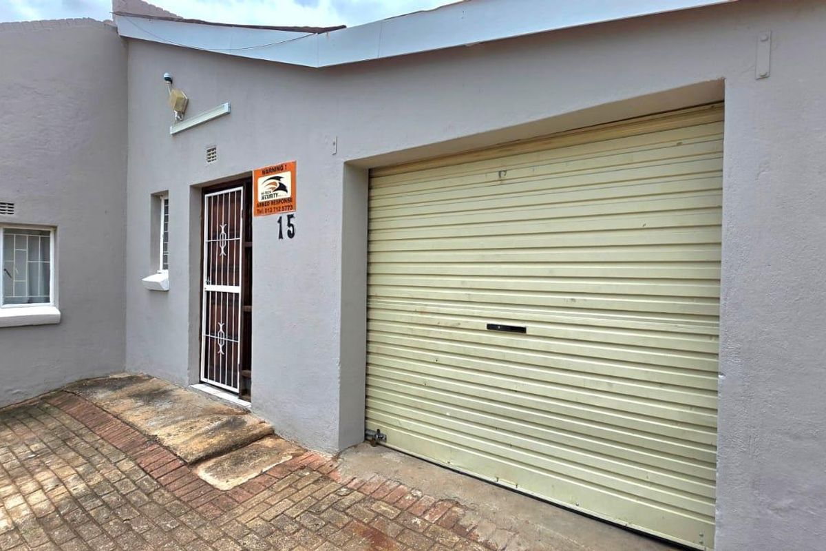 Charming 4 Bedroom house, Barberton - Photo 4