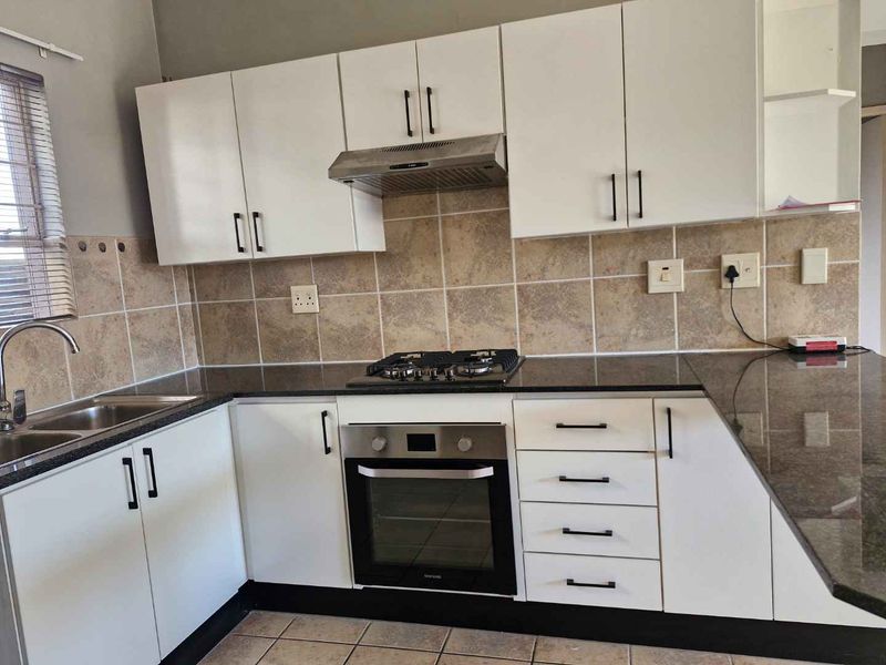 PERFECT PRICE, PERFECT LOCATION - Photo 2