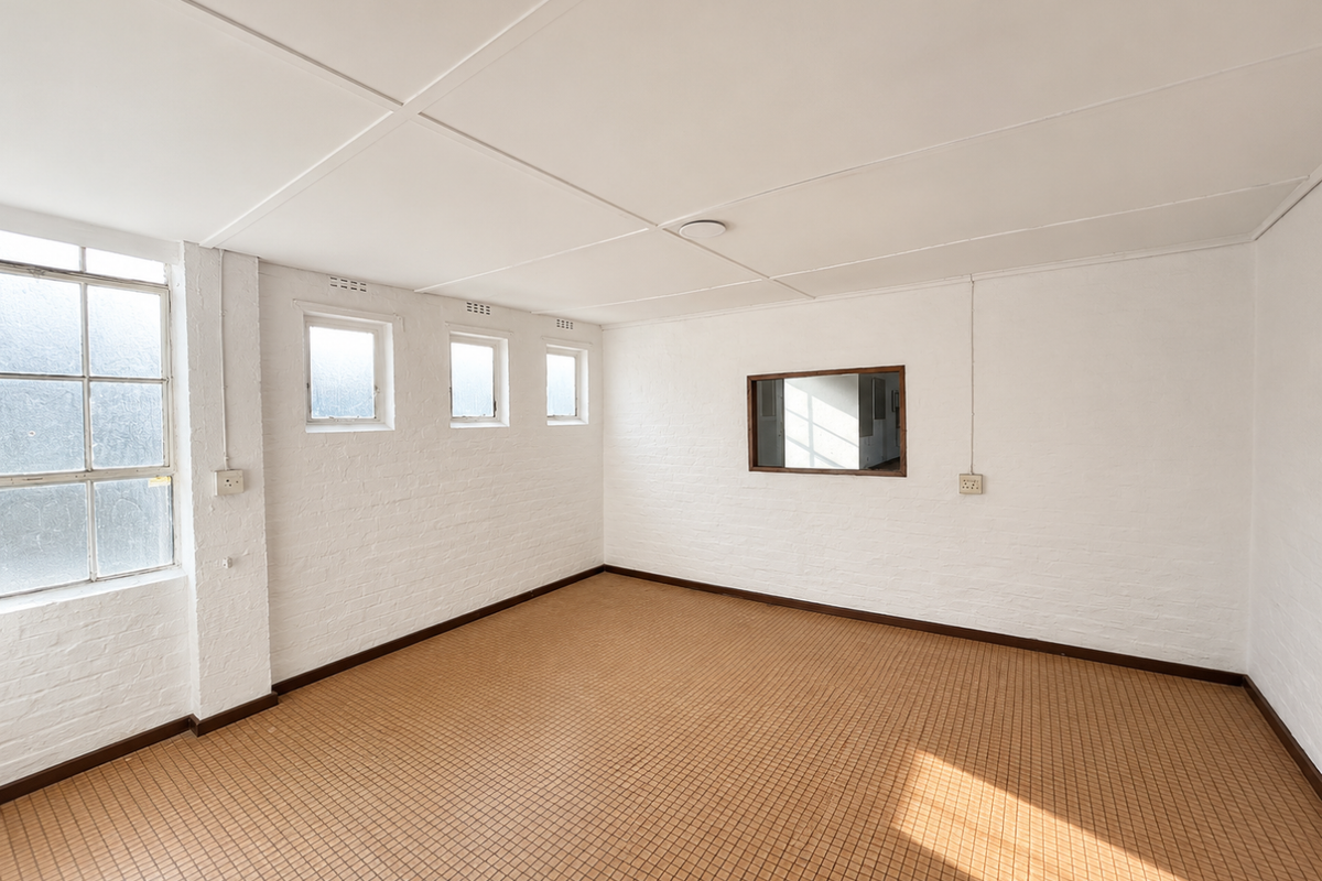 Prime Industrial Warehouse with Offices | 1,061m2 | New Germany / Pinetown - Photo 4