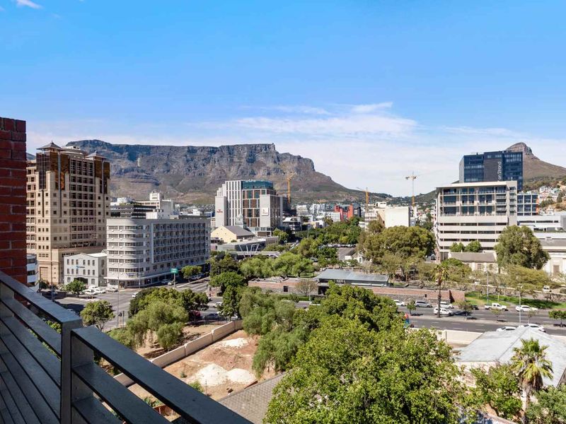 Industrial Slick Pad with views - Photo 3