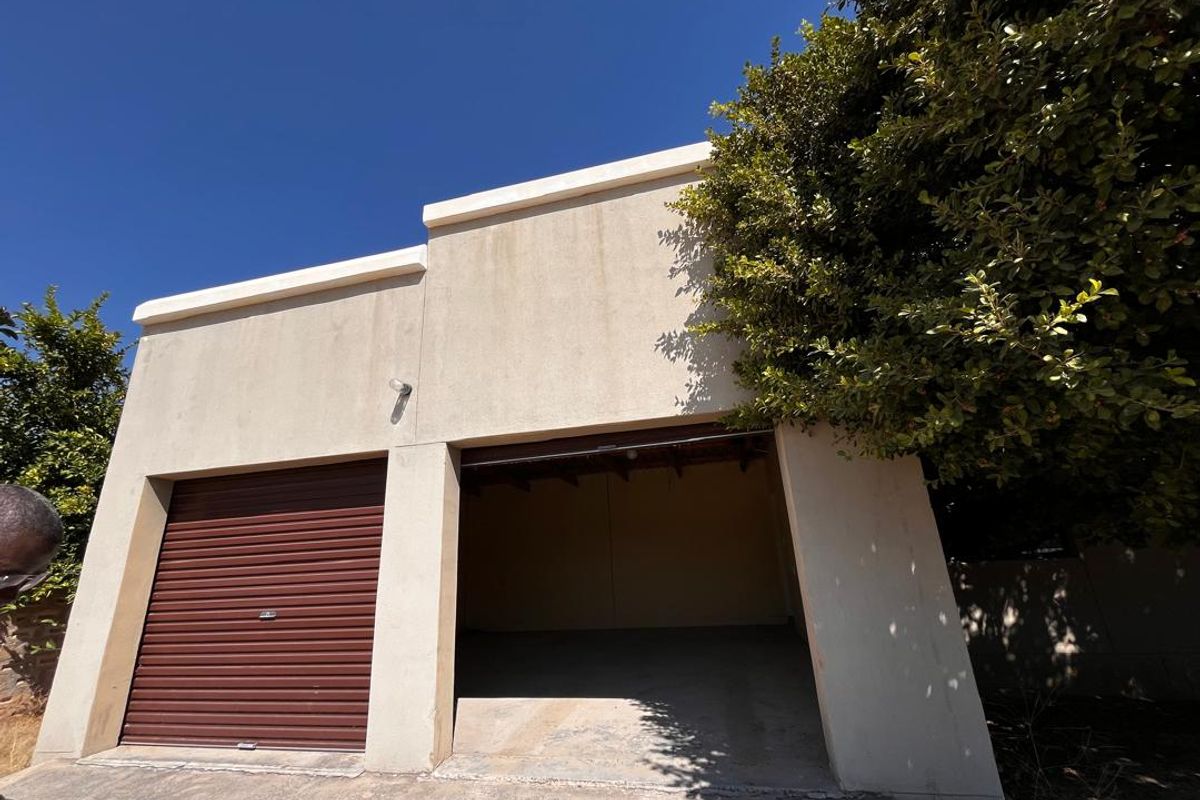 For Sale: 3 -Bedroom House In Outapi - Photo 4