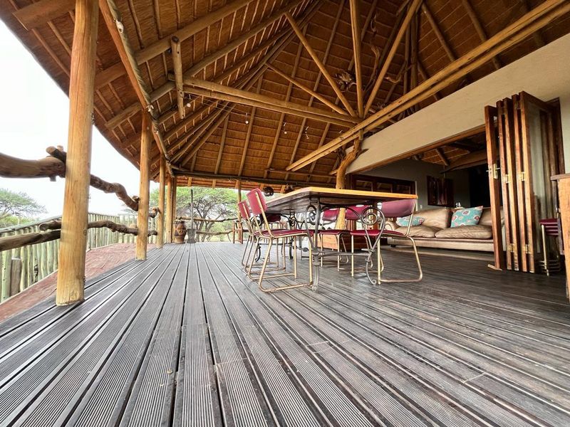 Explore the vast potential of our stunning Hunting Lodge & Cattle Farm! - Photo 2