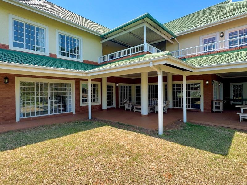 Beautifully appointed, 5 Bedroom home within a secure estate - Photo 1