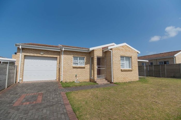 Property #2462155, Townhouse Sold in Brentwood Park