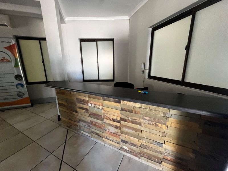 Prime office building for sale- Ausspanplatz/ CBD edge - Photo 3