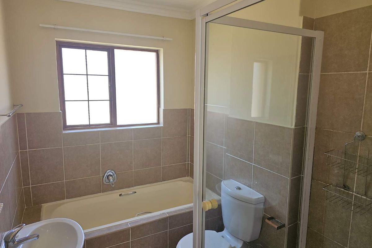 Modern 2 bedroom Apartment in Montana with a garage. Excellent Investment! - Photo 5