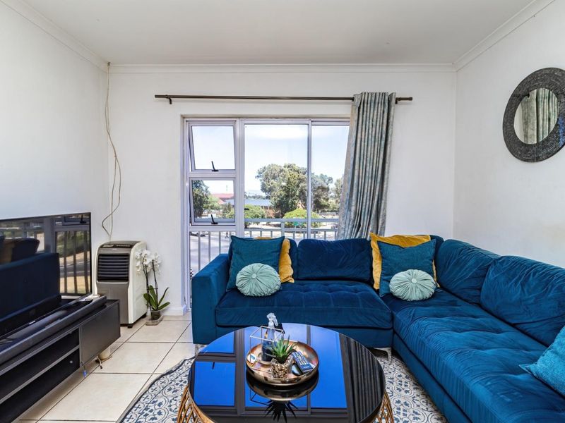 Top-Floor Gem: A Bright and Modern Investment Opportunity! - Photo 4