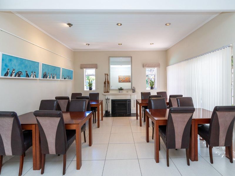Live and Earn in Cape Town’s Coastal Luxury – Two 4-Star Guesthouses for Sale - Photo 5