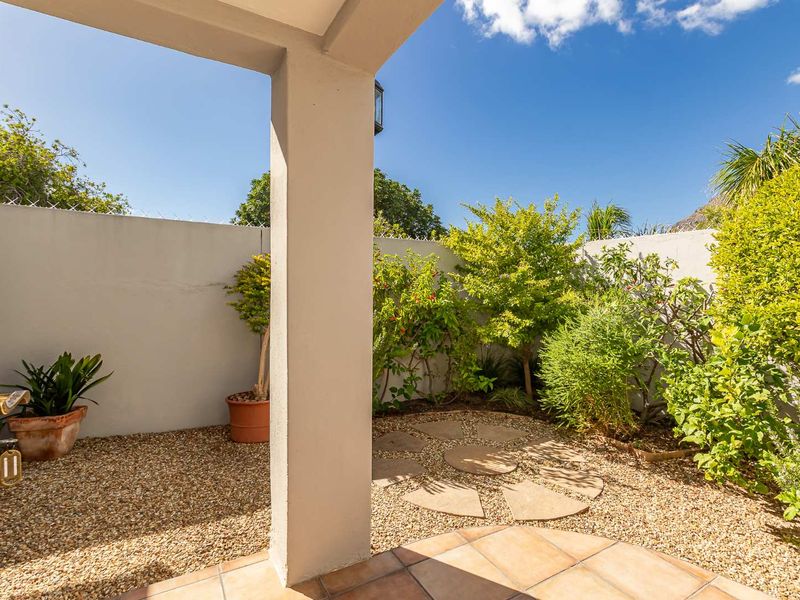 STUNNING HOME IN SOUGHT-AFTER KLEIN WASSENAAR - Photo 5