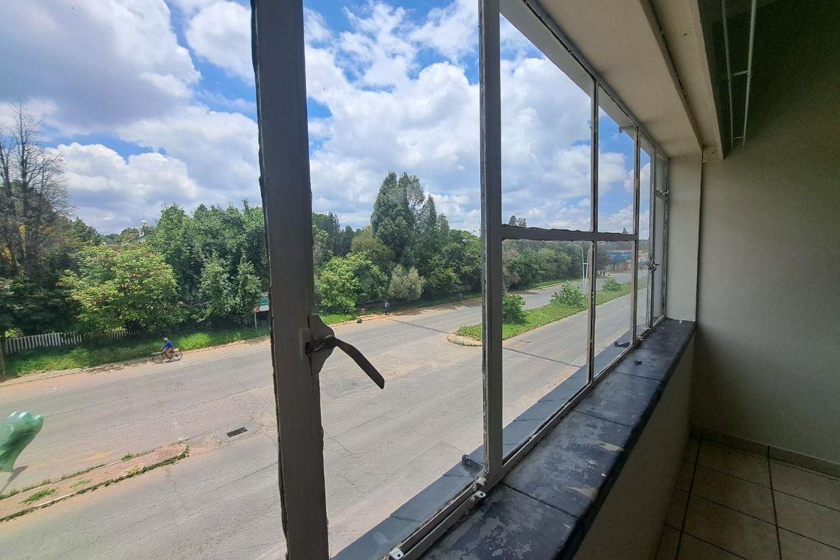 Corner Commissioner Street Gem: Income & Growth Potential! - Photo 5