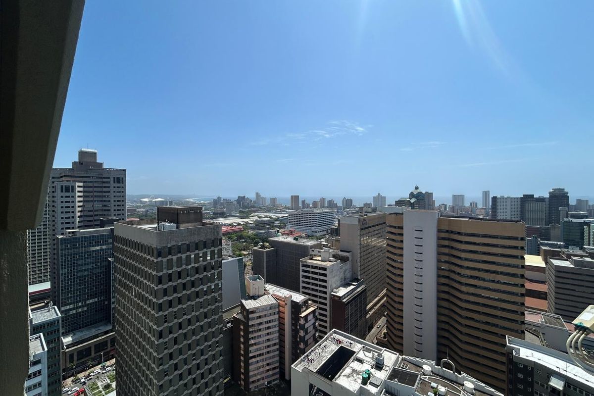 SOLE & EXCLUSIVE | Harbour View Apartment on Victoria Embankment - Photo 2