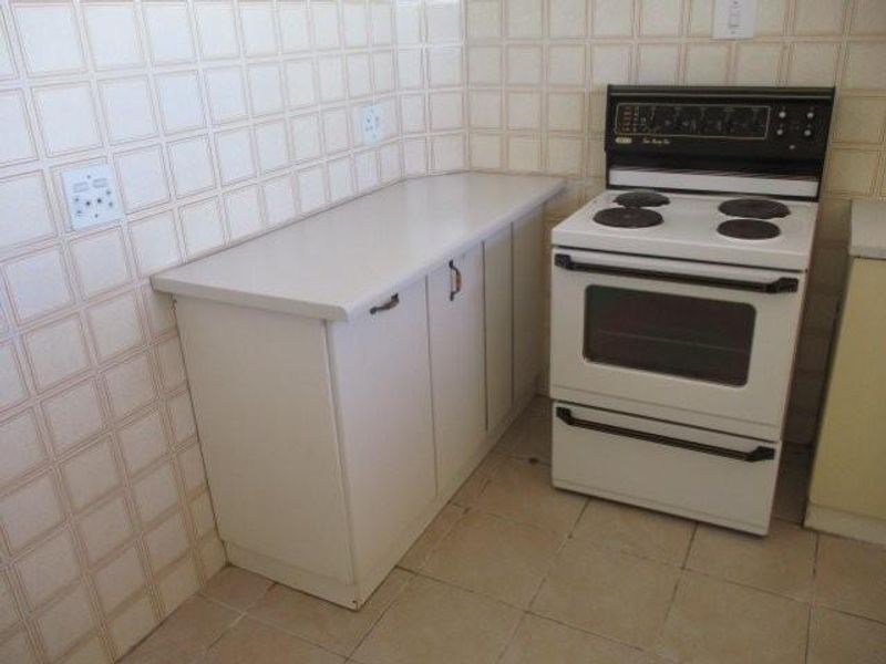2 BEDROOM FLAT TO RENT IN WONDERBOOM SOUTH - Photo 9
