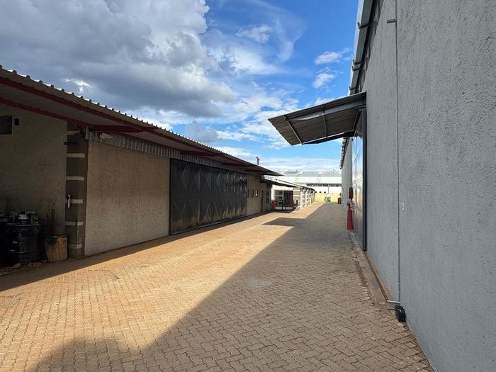 Property #2431076, Industrial For Sale in Prosperita