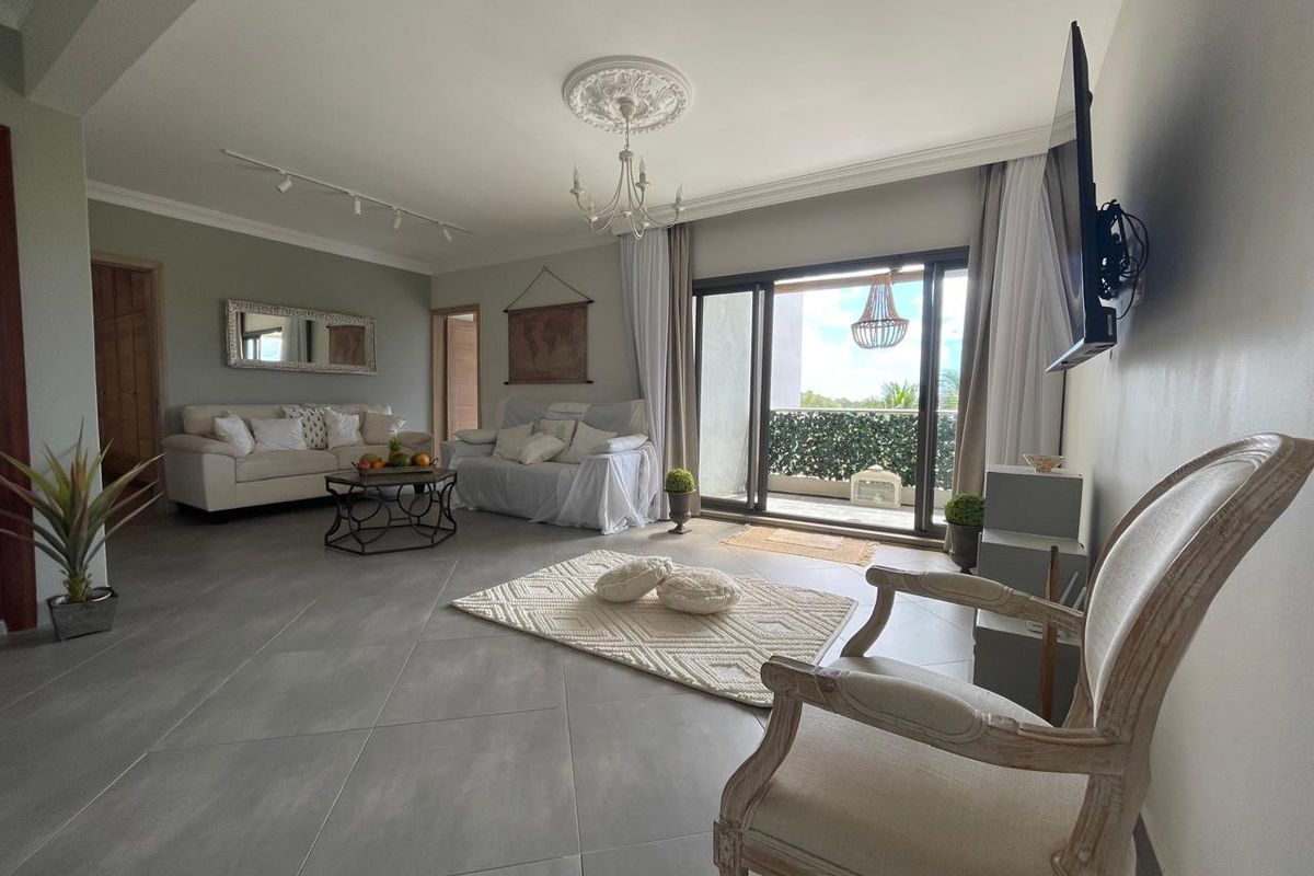 Exceptional Duplex Penthouse: 259 m2 Just 200m from the Beach - Photo 4