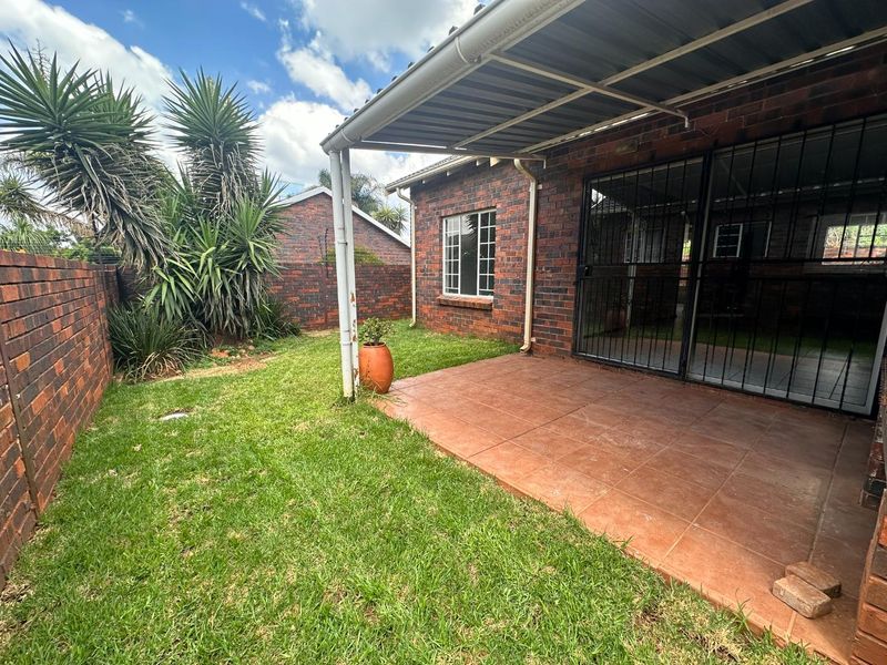 The Perfect First Home or Investment Opportunity - Photo 1