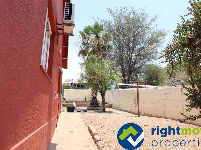 High Traffic Area. - Photo 6