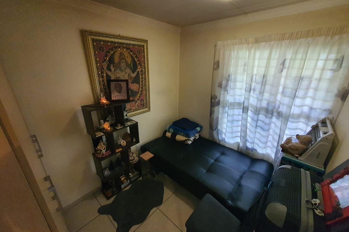 First Time Home Buyer's Townhouse - Photo 5