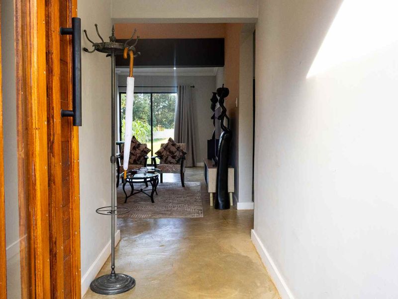 Move-In Ready Home with Modern Charm, Hilton - Photo 5