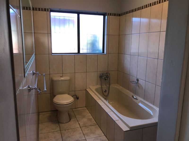 Stunning family home in immaculate condition! - Photo 8