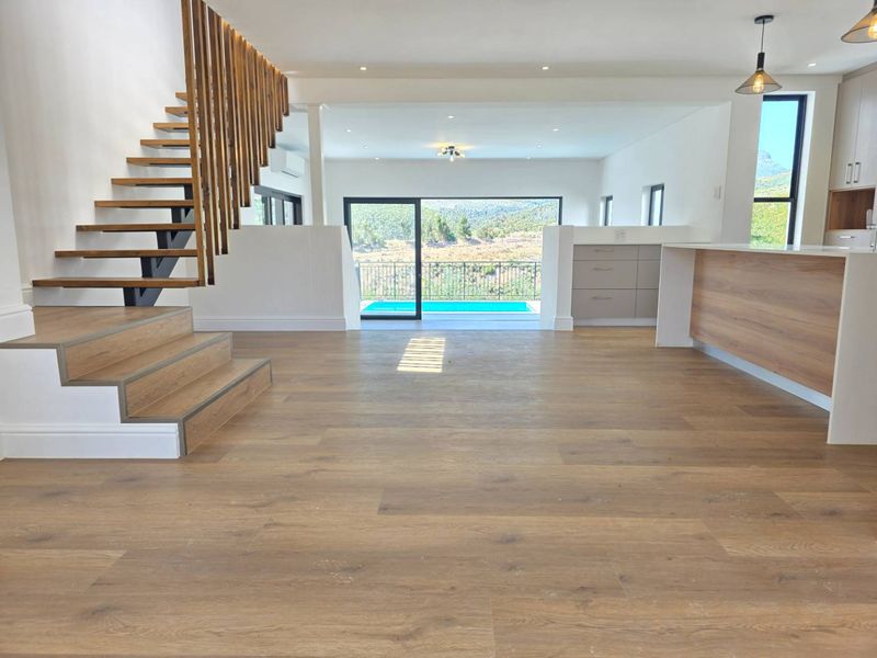 No Transfer Duty! Just move in! - Photo 4