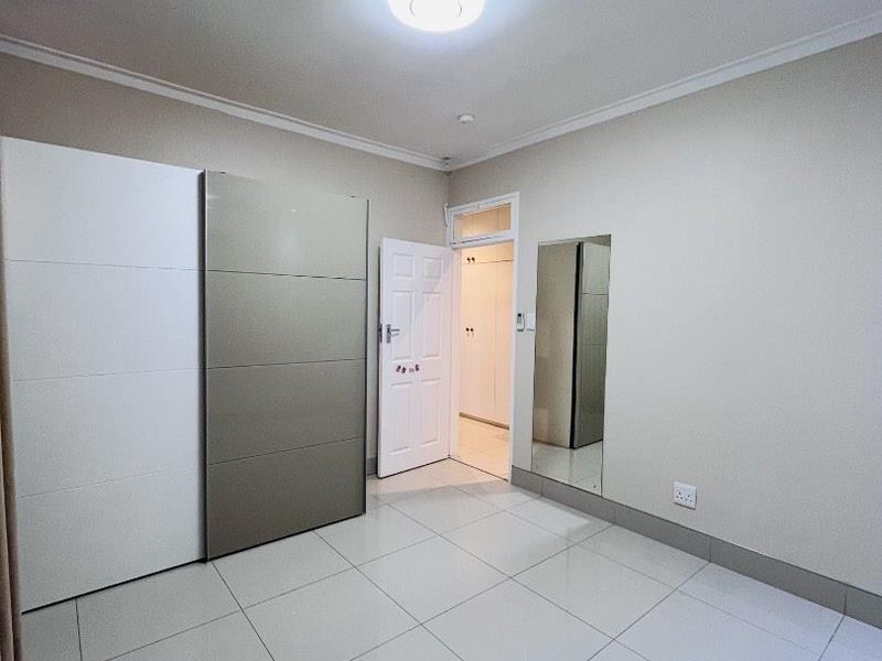 FOR SALE | Spacious Family Home with Flatlet | Eros  N$5,100,000 - Photo 8