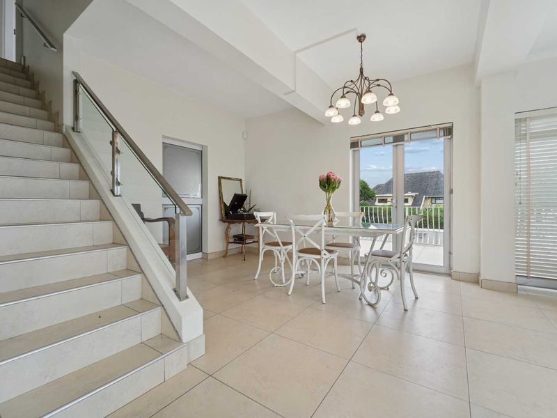 Exclusive Camps Bay Property for Sale - Photo 8