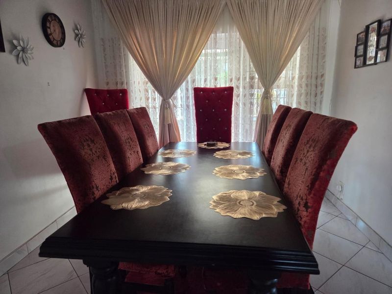 4 Bedroom House for sale in Malvern - Photo 4