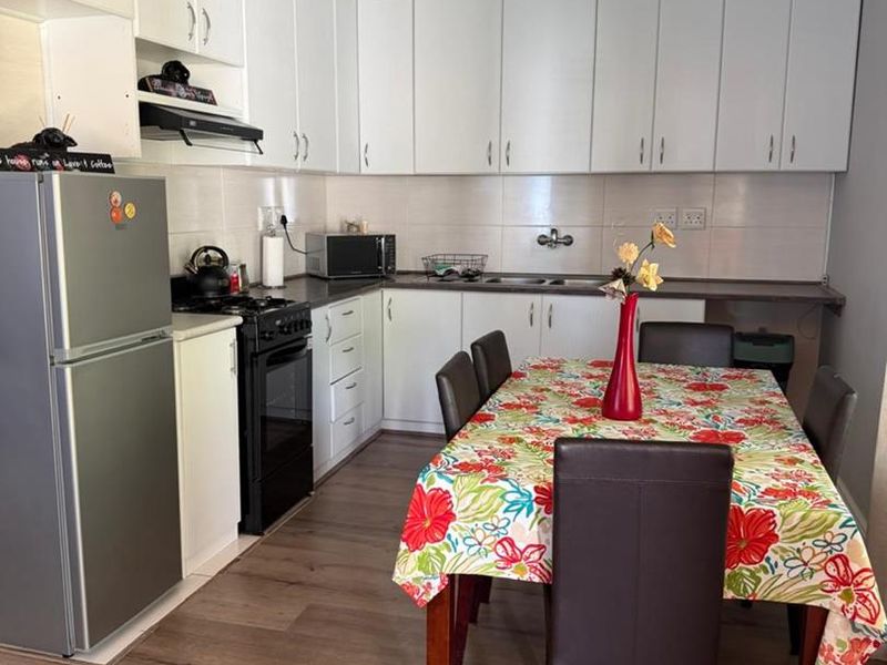 Garden flat to rent in Protea Heights - Photo 8