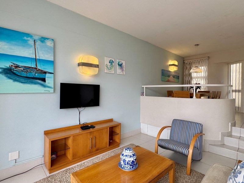 A furnished Townhouse in the heart of Umhlanga Rocks!!! - Photo 9