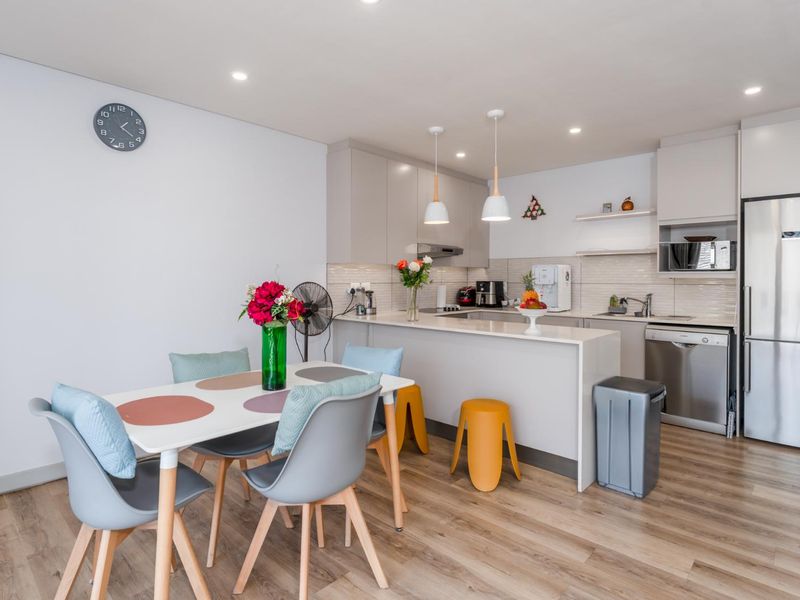 Spacious Balcony and stunning mountain views. - Photo 8