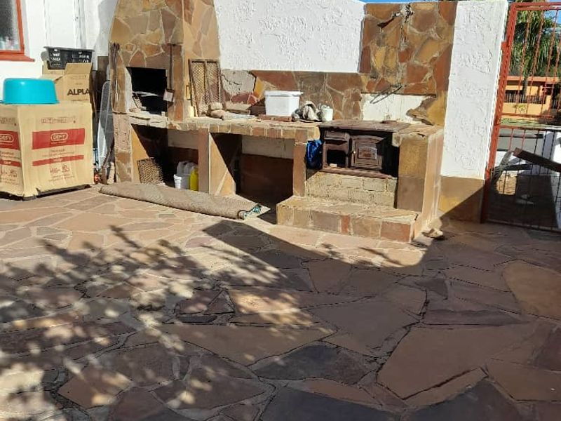 For Sale - 3 Bedroom House in Khomasdal! - Photo 8