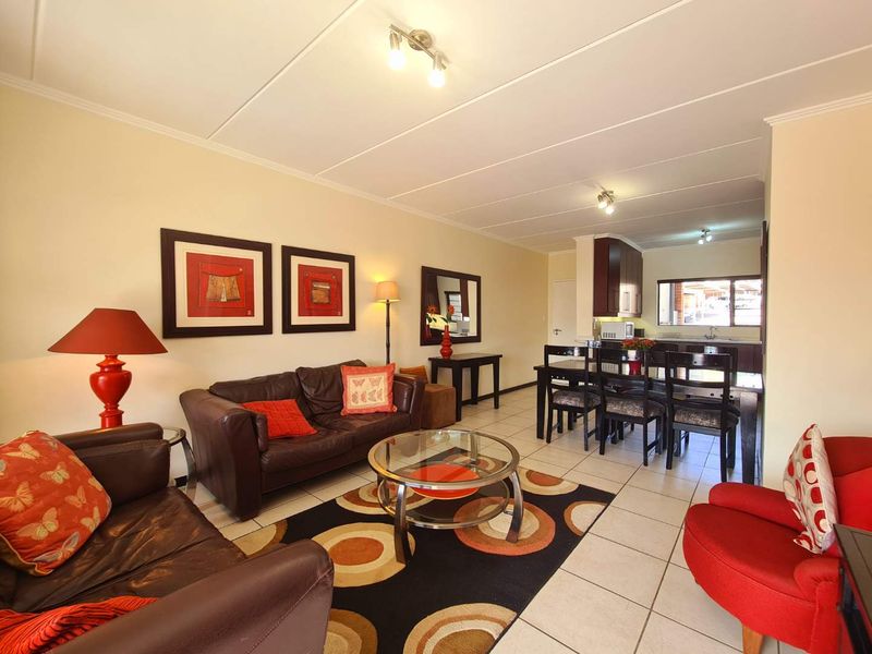 Pet friendly garden unit on the boundary. - Photo 2