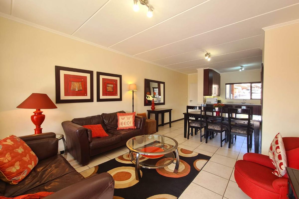 Pet friendly garden unit on the boundary. - Photo 2