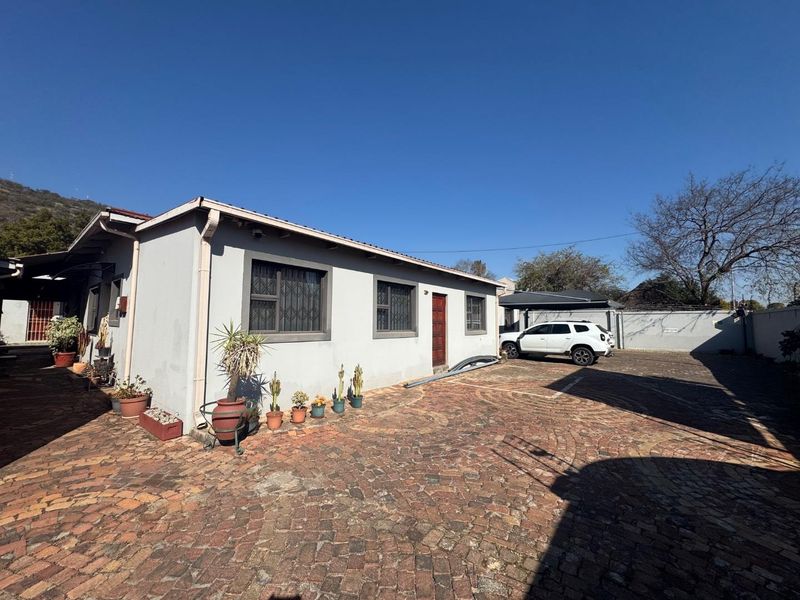 Property For Sale in Riviera, Pretoria - Photo 6