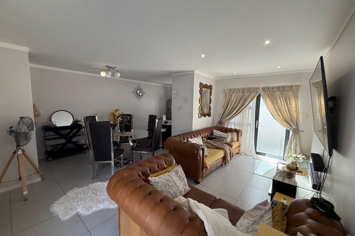 Stylish, Low-Maintenance Living in a Premier Pretoria East Estate - Photo 4