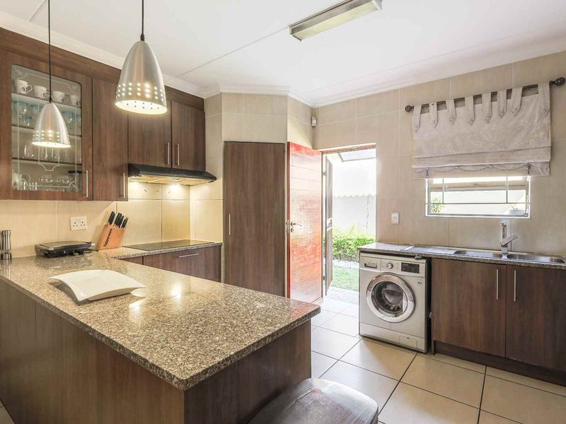 Amazing Three Bedroom Full title House for Sale in Secure Estate in Pretoria East - Photo 5
