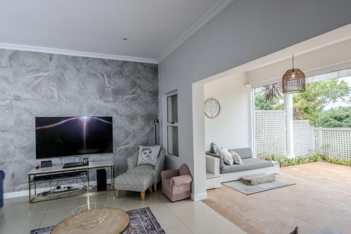 La Lucia Ridge Gem calm & stylish living - Photo 4