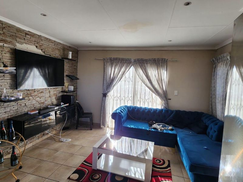 2 Bedroom House For Sale Vanderbijlpark CE4 - Photo 10