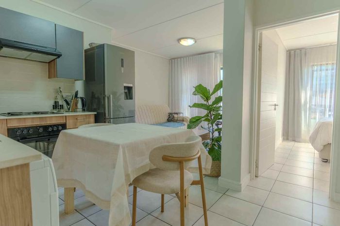 Property #2551194, Apartment For Sale in Linbro Park