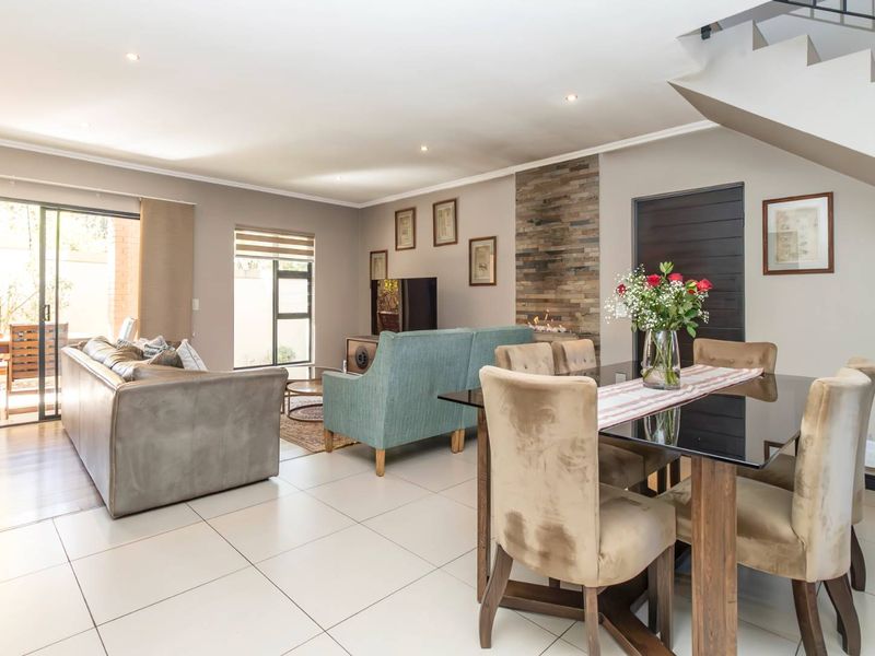 3 Bedroom 2.5 bathroom with a double garage house for Rent in Kilima , Midrand - Photo 6