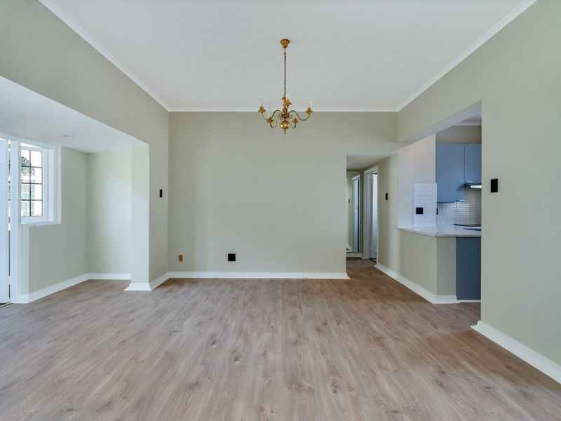 Elegant Victorian Sanctuary in the Heart of Sea Point - Photo 9