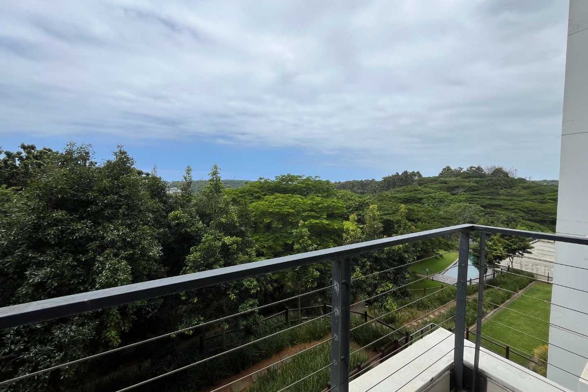 Modern 2 Bedroom, 2 Bathroom Apartment for Sale - Photo 2