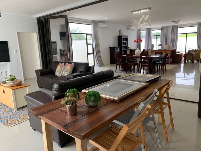 Prestige Family Home For Sale  - Ongwediva Ext 10 - Photo 3