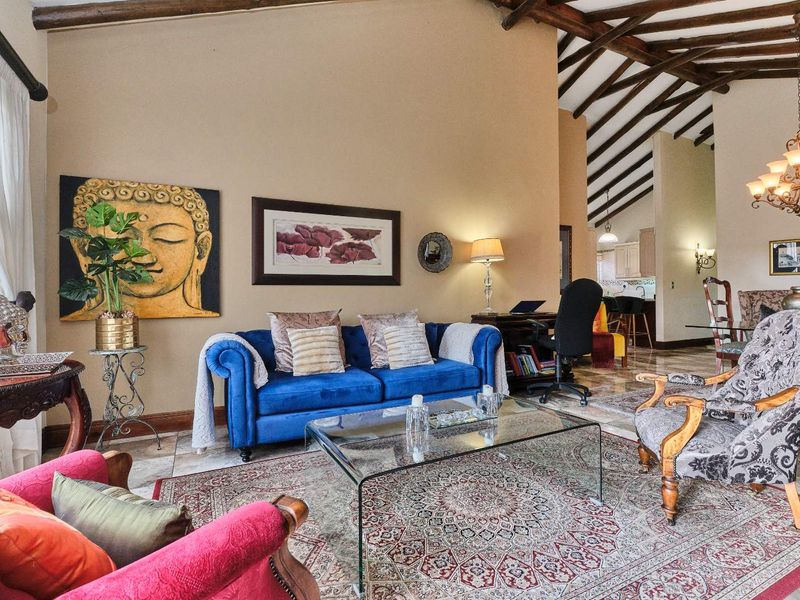 Stylish townhouse living. - Photo 4