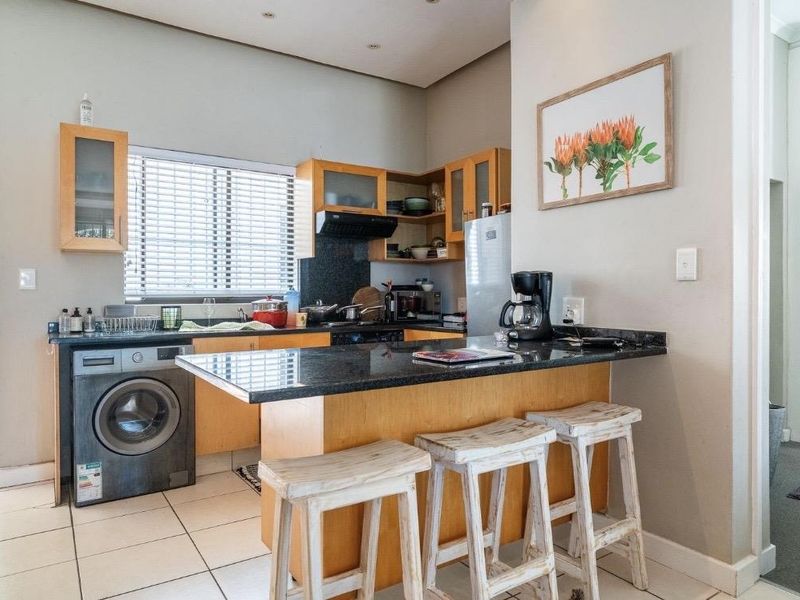 Your foothold in Beautiful Bantry Bay - Photo 4