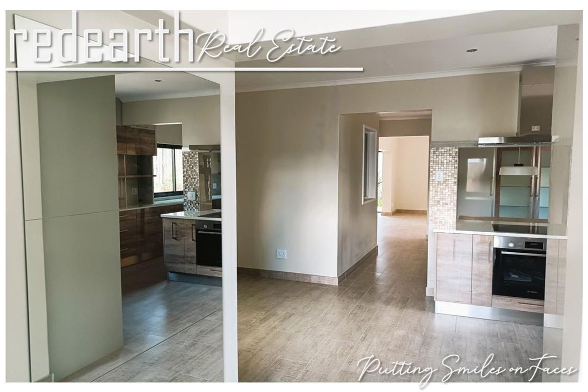 “A Newly Renovated Luxury Retreat in Prime Ludwigsdorf” - Photo 3