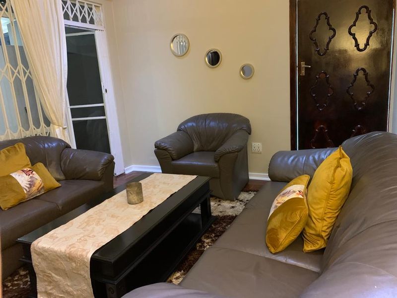 Fully furnished 1 Bedroom Cottage To  Let - Close to Melrose Arch - Photo 5