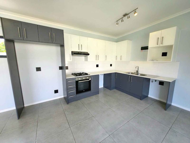 Convenience Meets Comfort in Welgelegen - Photo 6